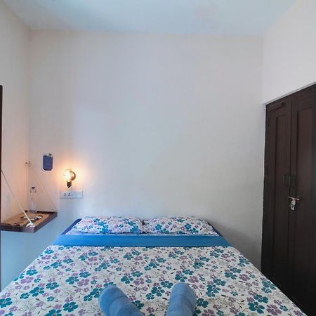 Hostel Calaila Varkala Esterno foto