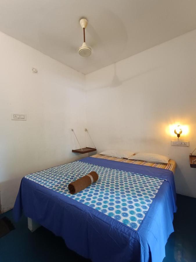 Hostel Calaila Varkala Esterno foto