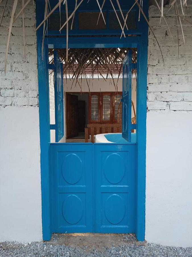 Hostel Calaila Varkala Esterno foto