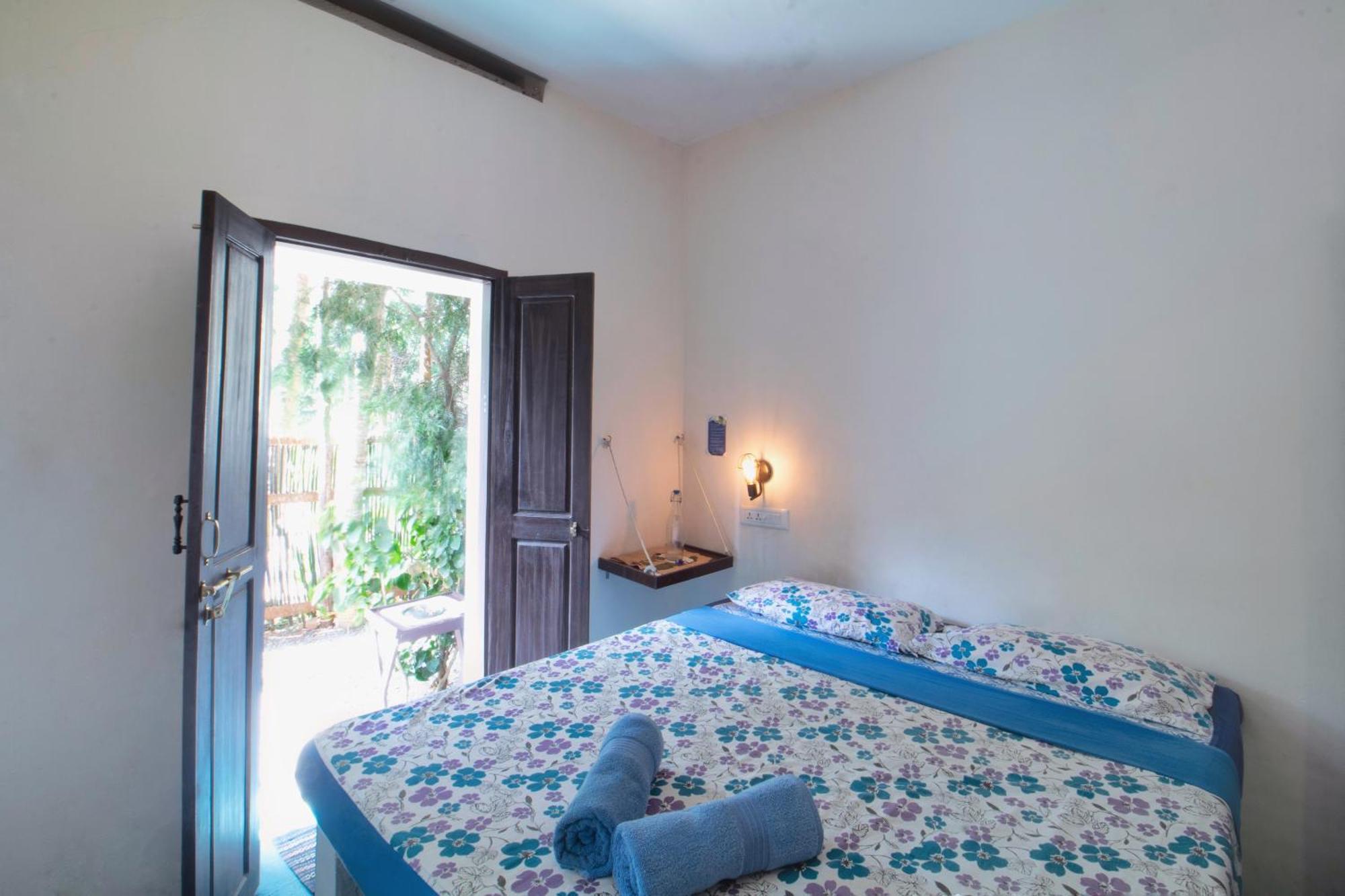 Hostel Calaila Varkala Esterno foto